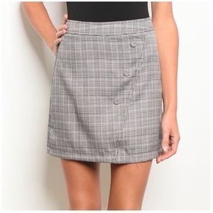 3/$25 Very J Plaid A-line Skirt NWT - M